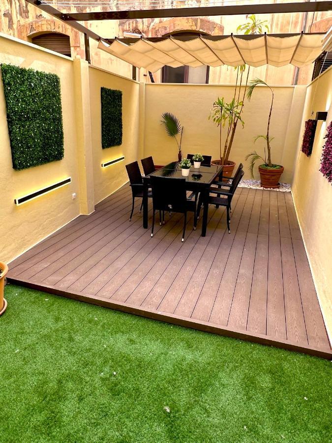 Puerto Deluxe Apartment Малага Екстериор снимка