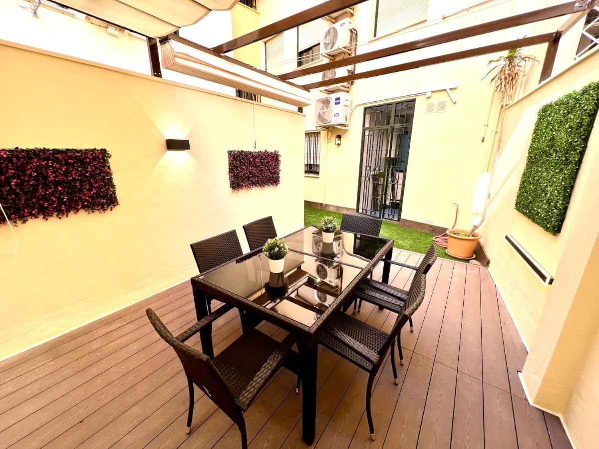 Puerto Deluxe Apartment Малага Екстериор снимка
